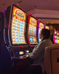 Antarmuka Sydney Pools di bengkel138